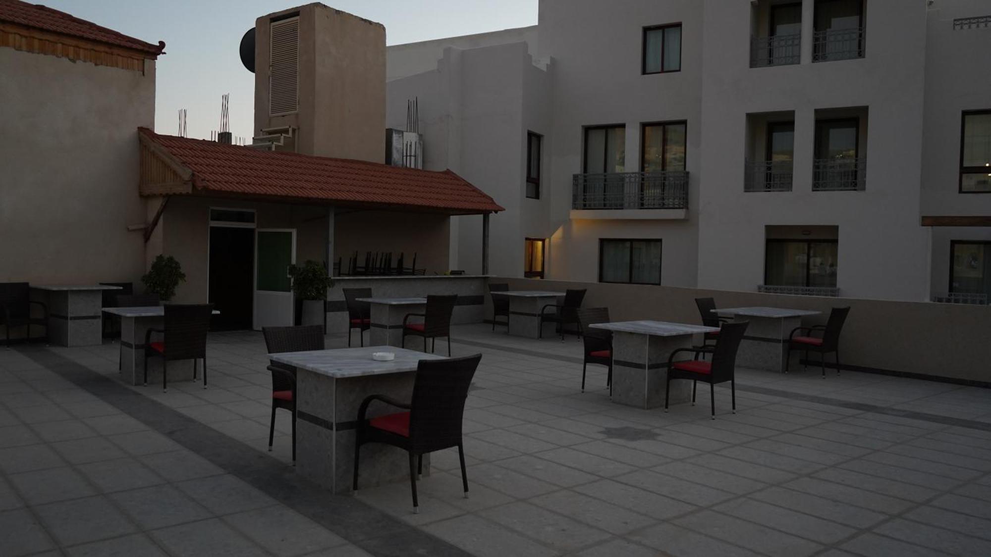 Petra Agora Hotel Wadi Musa Exterior photo