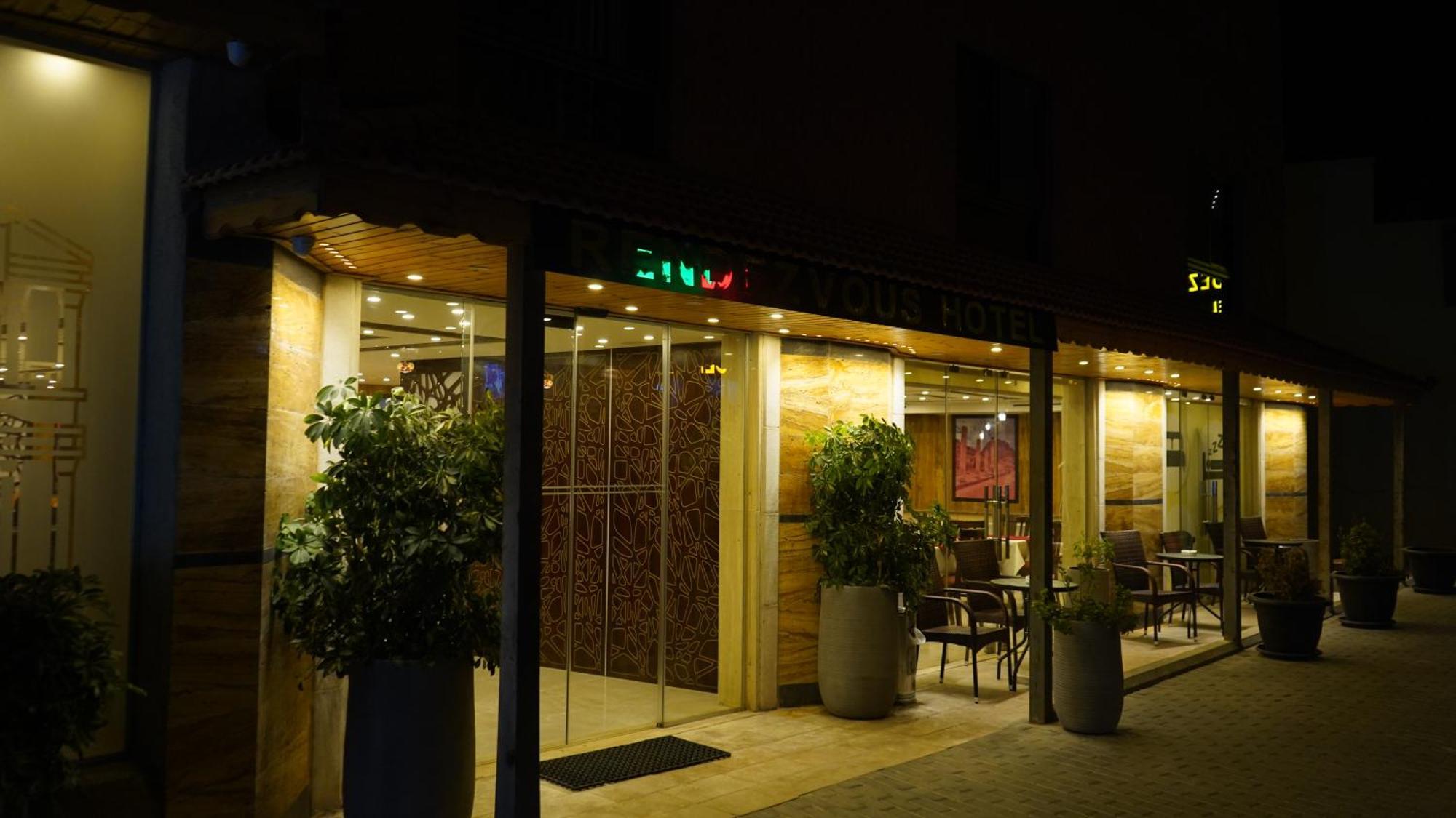 Petra Agora Hotel Wadi Musa Exterior photo